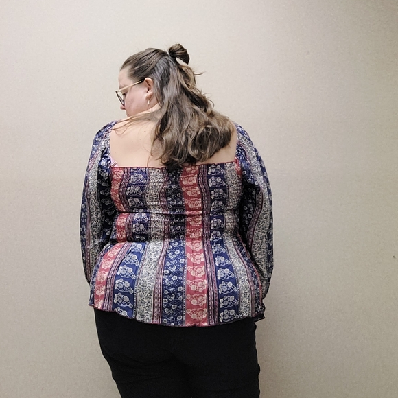 Floral Paisley Synch Box Neck Top - Picture 3 of 4